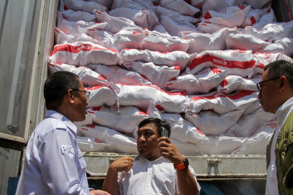 ID FOOD buka akses pasar daging ayam petelur Jatim ke Makassar-Papua